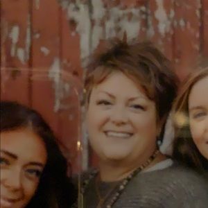 Meet your Posher, Brenda